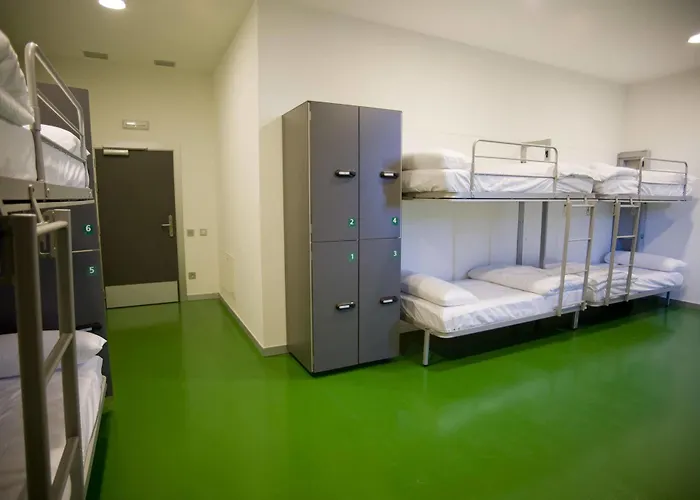 Auberge de jeunesse Bbk Good *