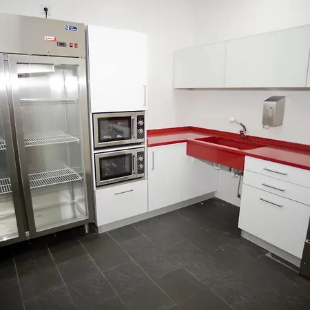 Bbk Good Хостел *